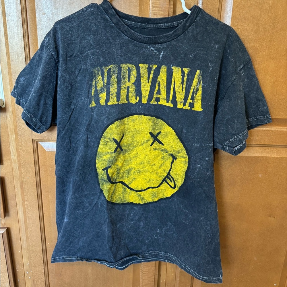 NIRVANA Charcoal Acid Washed Smiley Graphic Band Tee 90’s Music Women’s L